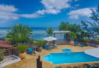 Aparthotel de Tamarin has Balcony rooms