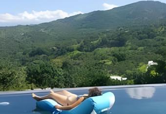 Descanso total en el mejor clima de Colombia has Balcony rooms