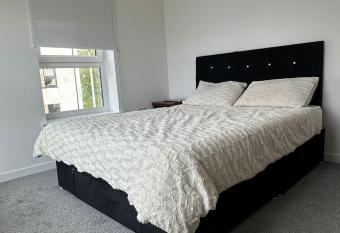 Luxury/Comfy room for two has Balcony rooms