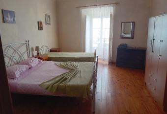 T2 N16 Ref 006 has Balcony rooms