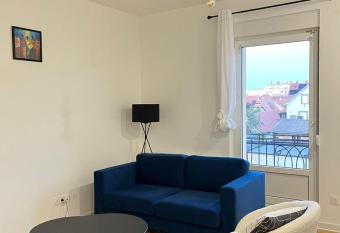 Apartments arts Strasbourg has Balcony rooms