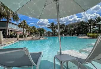 Disney nearby 201 has Balcony rooms