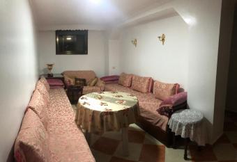 casa jard  n. has Balcony rooms