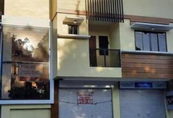 Building 37 has Balcony rooms