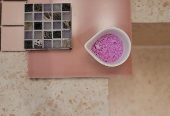 Incheon Juan Glam allows 18 year olds to book a room