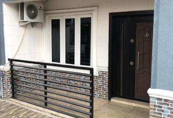 Jimms Apartment has Balcony rooms