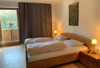 Landgasthof Blasini - Pfahlhof has Balcony rooms