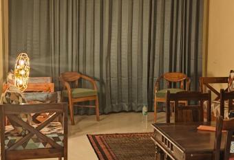 One Rise has Balcony rooms