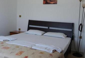 Mylos.Rooms has Balcony rooms