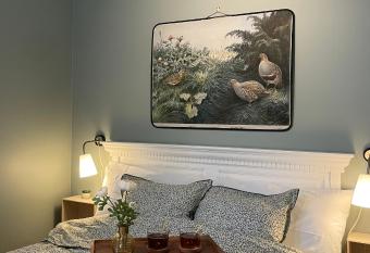 Tullesbo S  tesg  rd has Balcony rooms