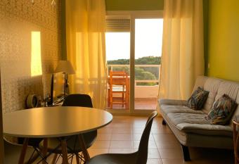Apartamento MARINA PLAYA, primera linea de mar has Balcony rooms