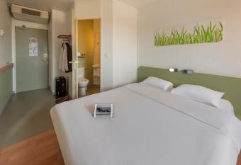 B&B HOTEL Toulouse Cit   de l Espace Gonord allows 18 year olds to book a room