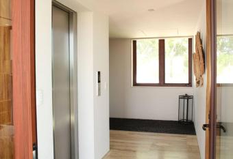 Casa Sirenas - Puerto Vallarta has rooms with a private hot tub