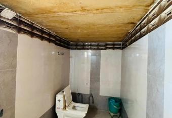 the adventure dune safari jaisalmer allows 18 year olds to book a room