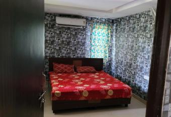 Town palace has rooms with a private hot tub