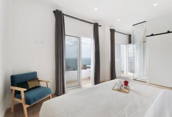 Loft Punta del Hidalgo has Balcony rooms