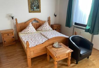 Hotel Klement has Balcony rooms