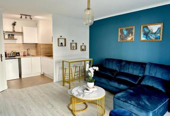 Perle rare     Le Cosy de CDG     has Balcony rooms