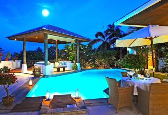 Samui Blu, villa with private pool allows 18 year olds to book a room