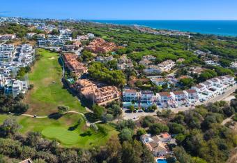 artola alta2 has rooms with a private hot tub