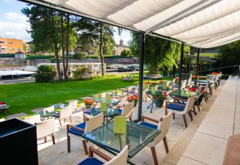 Hilton Amsterdam has Balcony rooms