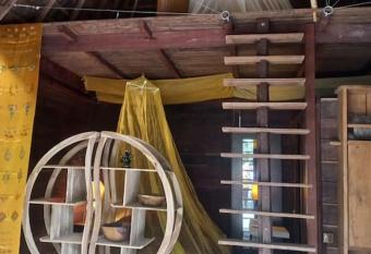 cabane Born  o et bal   japonais allows 18 year olds to book a room