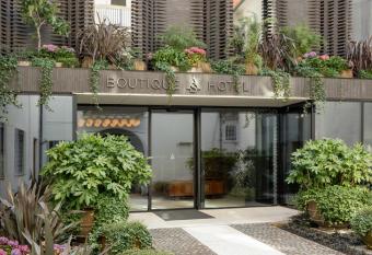 AS Boutique Hotel, superior allows 18 year olds to book a room