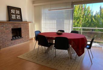 Ruim 2 slaapkamer appartement dichtbij Antwerpen, haven en natuur has Balcony rooms