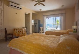 Marysol beachfront next to nomads d6 has Balcony rooms