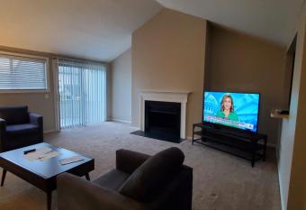 Home Street Serviced Apartments - Asherton 1 bed has Balcony rooms