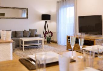 Apartment Schafbergblick mit Balkon ID 8607747 und Apartment Himmelspforte mit Balkon ID 8607779 has Balcony rooms