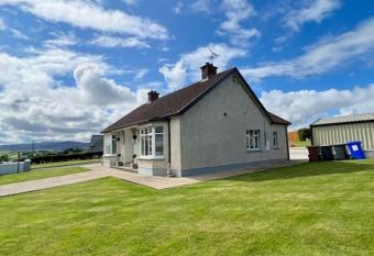 The Myles  Self-Catering Cottage allows 18 year olds to book a room