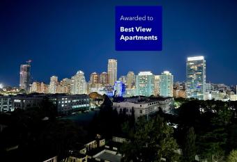 Foster Palermo Pacifico has rooms with a private hot tub