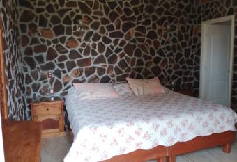 Caba  as las margaritas has Balcony rooms