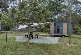 Sungai Tiny House 2 allows 18 year olds to book a room