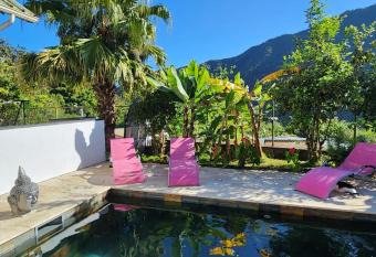 Lodge Cap Noir has Balcony rooms