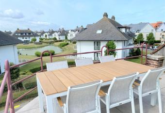 Vakantieappartement  Golf Azur  has Balcony rooms