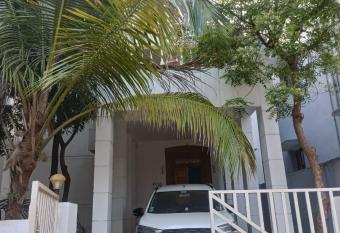 Villa Inn Pondy has Balcony rooms