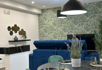 Amour I  i appartamenti e suite in centro has Balcony rooms