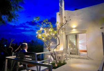 CozyStudio allows 18 year olds to book a room