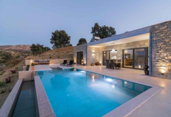 Triades Villas has Balcony rooms