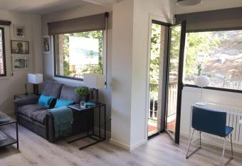 Apartamento Castro Celta has Balcony rooms