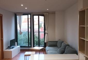 Atico duplex centro Vilafranca has Balcony rooms