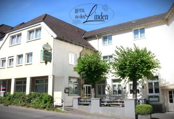 Hotel zu den Linden has Balcony rooms