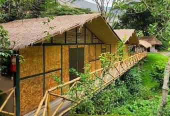 Araplay Lodge has Balcony rooms