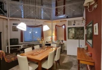 Italia bella allows 18 year olds to book a room