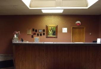 Ramada by Wyndham Sterling allows 18 year olds to book a room