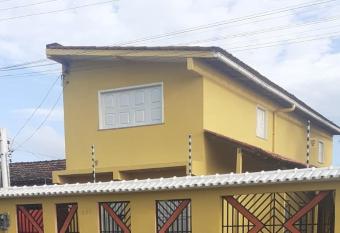 Casa em Salinas has Smoking rooms