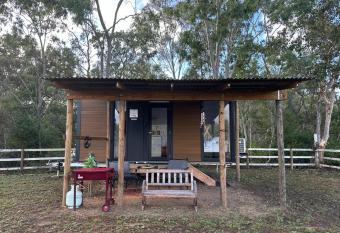 The Tiny Ranch has Balcony rooms