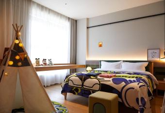 Timeless Boutique House Shanghai has Balcony rooms